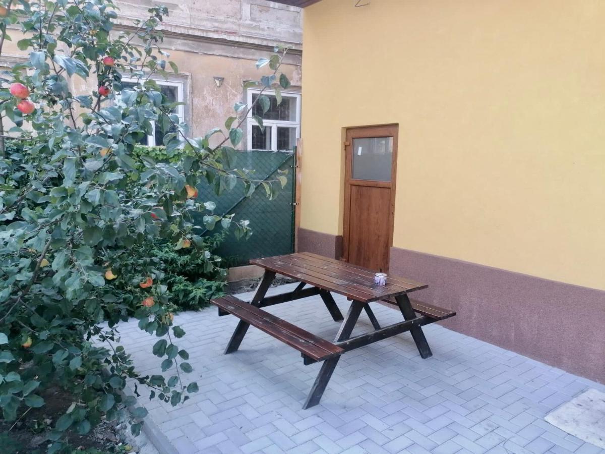 Apartmany Statek Bezdedice Hostomice Luaran gambar