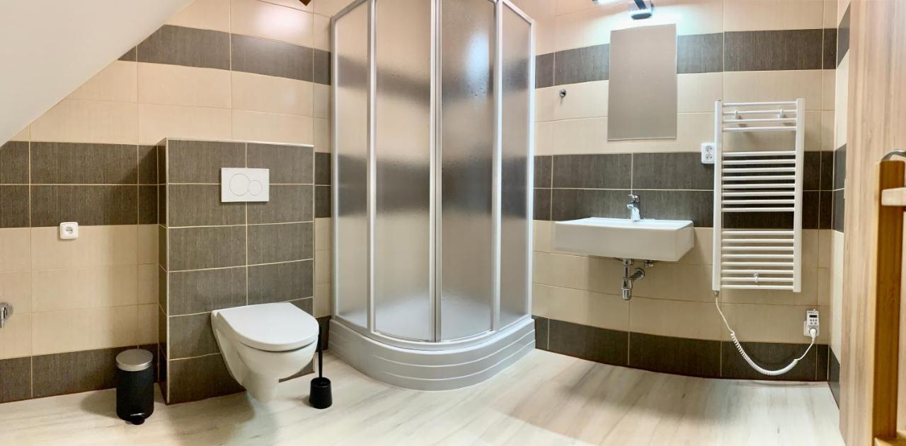 Apartmany Statek Bezdedice Hostomice Luaran gambar